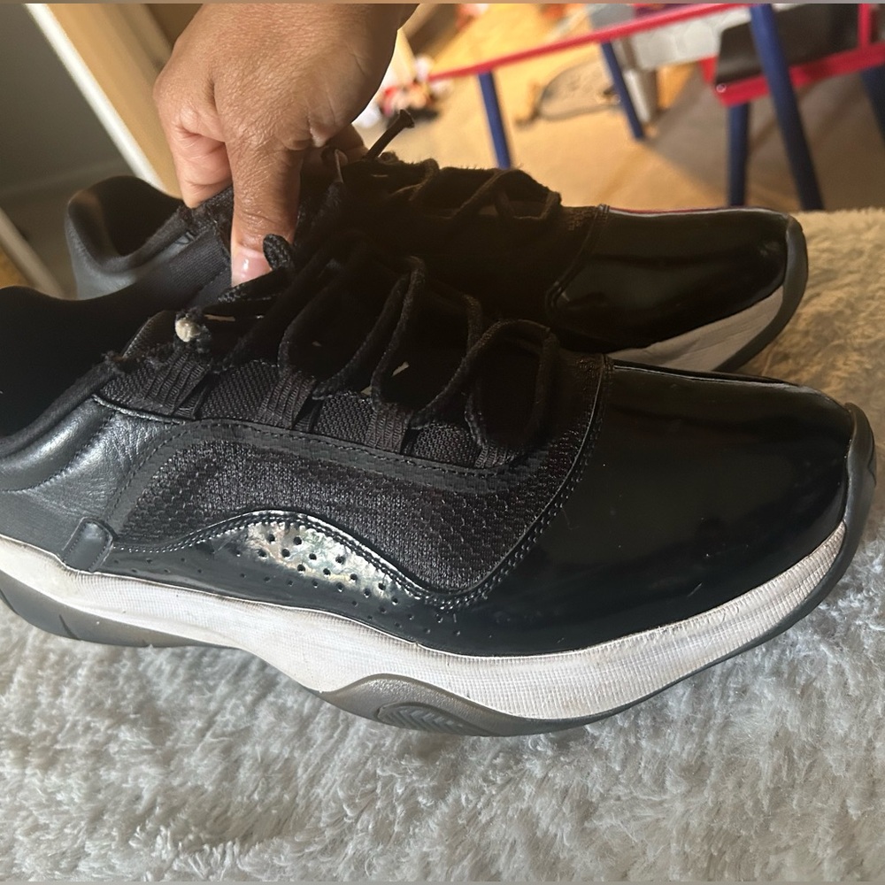 Jordan 11 Retro low